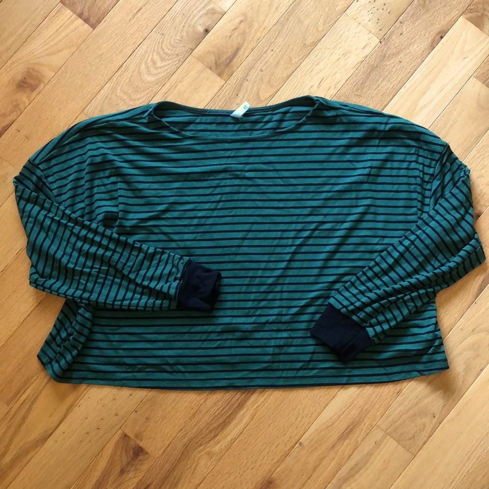 Long Sleeve Crop Top